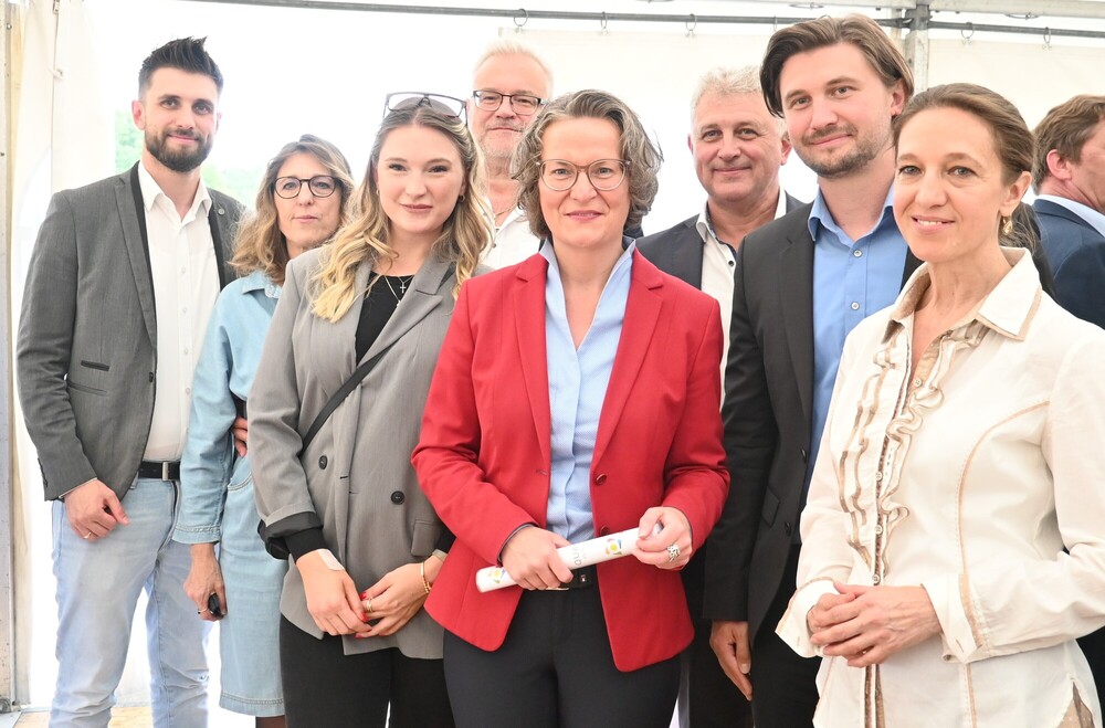 Bild aus dem Jahr 18. Juni 2024, Richtfest